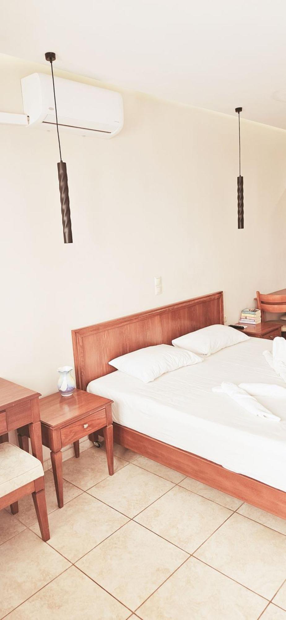 Kalimera Hotel Agia Marina Eksteriør bilde